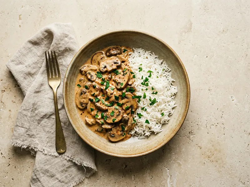 Mushroom stroganoff